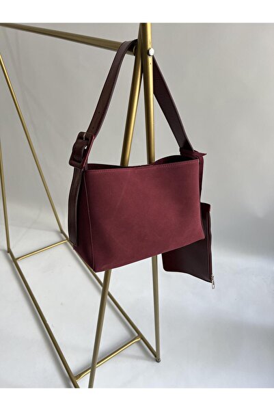 Mia Collection حقيبة يد وكتف نسائية طراز إيطالي باللون الأحمر الداكن