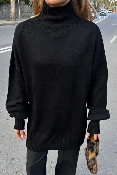 Swist Siyah Manşet Detaylı Yarım Balıkçı Kadın Triko Kazak