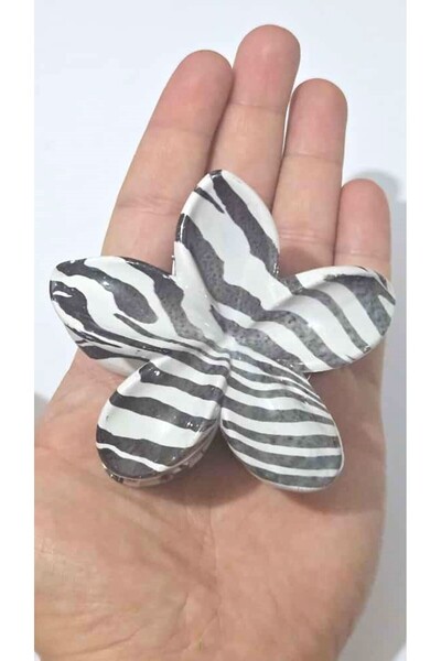 cityvision Zebra Gradient Color Lotus Hairpin 8 cm – Stylish and Durable