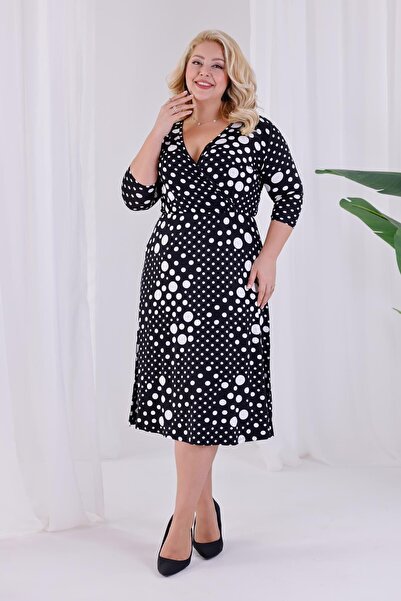 Madwilo Women's Black Asymmetrical Polka Dot Pattern Double Breasted Collar Elastic Waist Plus Size Dress