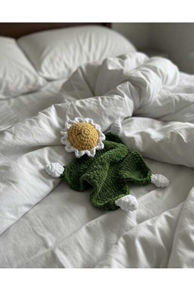 yucin Hand Knitted Baby Sleeping Companion and Mini Blanket | Gift Plush Toy for Newborns