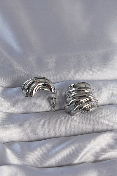Skygo Brass Silver Color Serrated Curved Model Earrings - Tj-Bkp9088