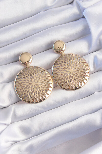 Skygo Brass Gold Color Oval Embroidered Earrings - Tj-Bkp9233