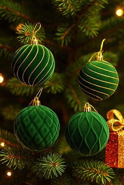 BeySüS Yılbaşı Çam Ağacı Süsü 4’lü Kadife Yeşil Top 10 cm