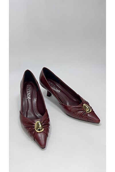 Genel Markalar Kadın Bordo Cilt Deri Görünümlü Altın Tokalı Sivri Burun İnce ...