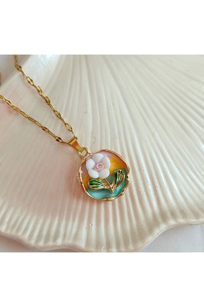 stainless steell Vintage çiçek detaylı sanat kolye