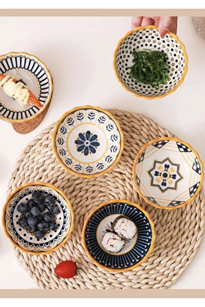 Generic Set of 6 ceramic soup bowls with floral motifs. 320 ml for snacks.