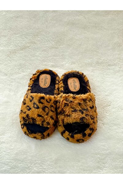 Bayramoğlu Leopar Desenli Önü Açık Peluş Ev Terliği