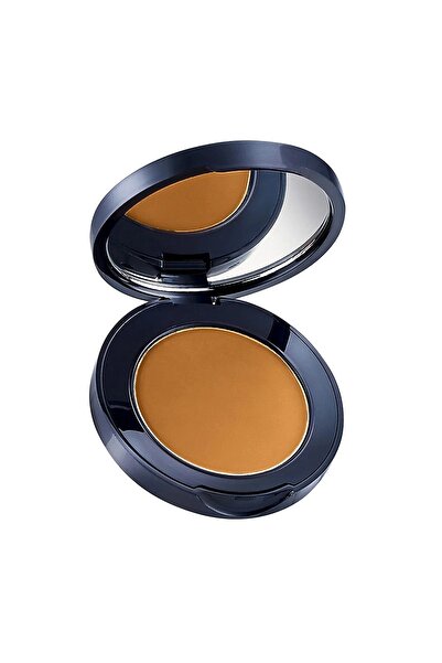 Estee Lauder , Двойно носене - грим, който се задържа на място, високо покрит...