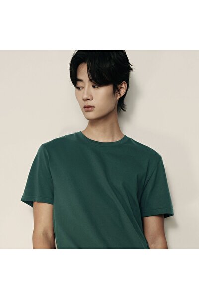 Giordano Men’s Slim Fit Tee –Lightweight & Everyday Comfort | Korea Collection