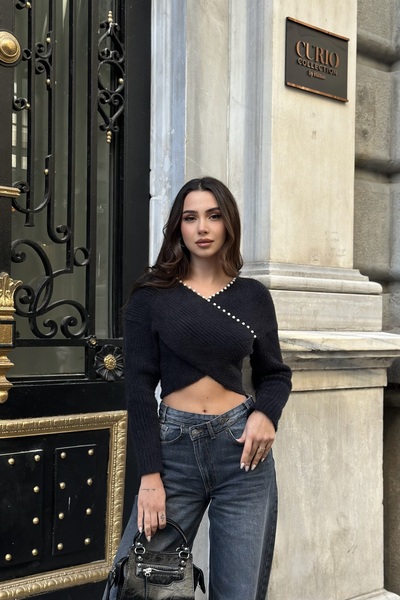 New Now SWAN ПЕРЛИННА ДЕТАЛЬНА КРУЗА ДОВГА РУКАВ ТРИКО БЛУЗКА