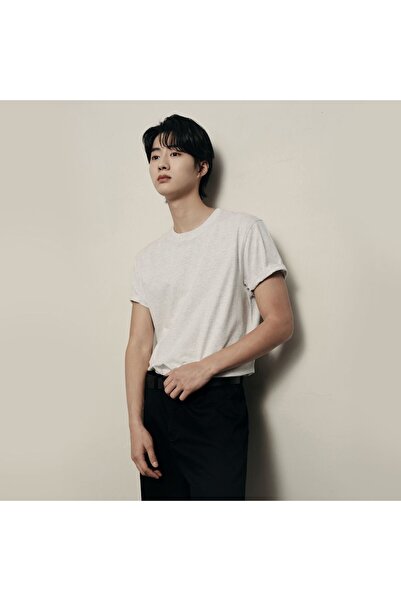 Giordano Men’s Slim Fit Tee –Lightweight & Everyday Comfort | Korea Collection
