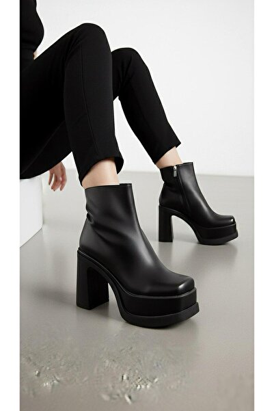 Modanizm Marvine Dolgu Siyah Deri Topuklu Bot