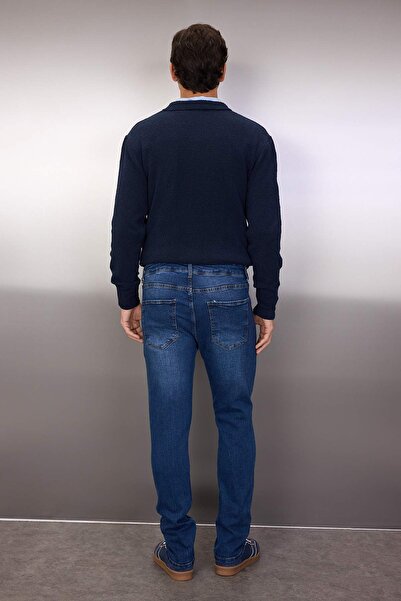 Trendyol Collection Indigószínű rugalmas anyagú normál szabású farmernadrág TMNAW23JE00036