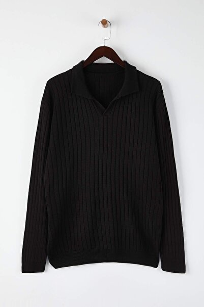 Trendyol Collection Black Regular V-Neck Plain Plus Size Sweater Tmnaw26An00001