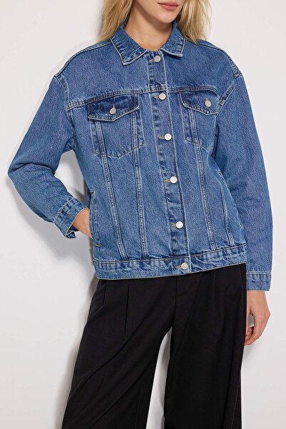 Trendyol Collection Jachetă de blugi Trucker oversize albastră TWOAW22CE0364