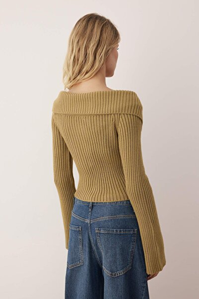 Trendyol Collection Light Khaki Turn-Down Collar Double Zipper Knitwear Cardigan Twoaw26Hi00282