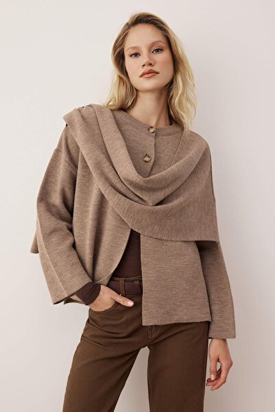Trendyol Collection Body-Friendly Mink Super Oversized / Wide Fit Shawl Detailed Knitwear Poncho Twoaw26Kz00160