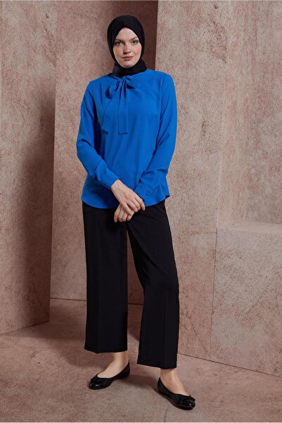 Alvina 44613 Μοντέλο Μπλούζα - Λεπτομέρεια με δέσιμο