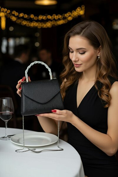 Classbag Γυναικεία βραδινή τσάντα με λαμπερή υφή με μαύρη αλυσίδα