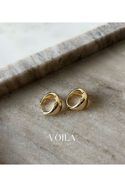 Font Shiny Gold Minimalist Earrings