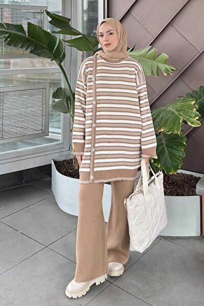 lamelif Çizgili Yan Düğme Detaylı Triko Takım Sütlü Kahve