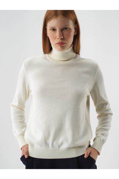 Xint Kadın Ekru Pamuk Dokulu Regular Fit Kazak