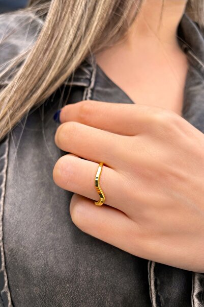 Altınaşkı Zikzak Ajda Altın Yüzük