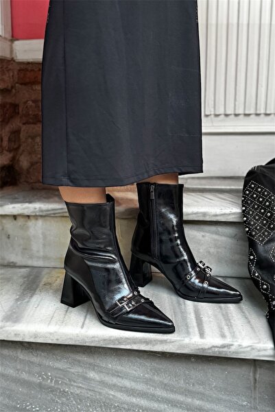 diya shoes NANA Kadın sivri burun Toka kemer aksesuarlı 7 cm topuk fermuarlı bot