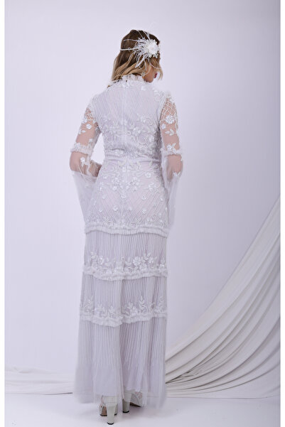 GATSBYLADY LONDON White Covent Garden Maxi – Vintage-Inspired Embellished Dress