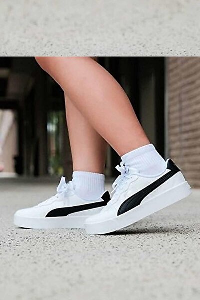 Puma Pantofi sport pentru femei Skye Clean 380147-04 ALB-SYH