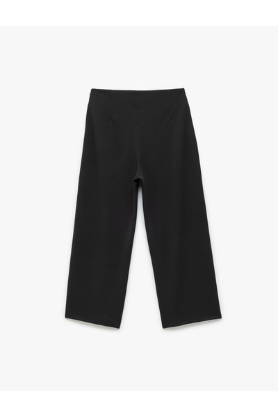 Koton Krep Scuba Kumaş Nervür Detaylı Geniş Paça Palazzo Pantolon