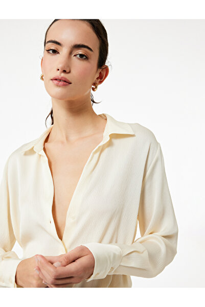 Koton Regular Fit Uzun Kollu Klasik Yaka Saten Gömlek