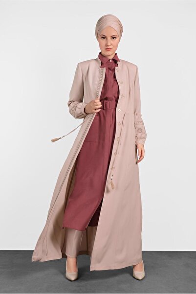 Alvina 1427 Model Judge Collar Embroidered Shade