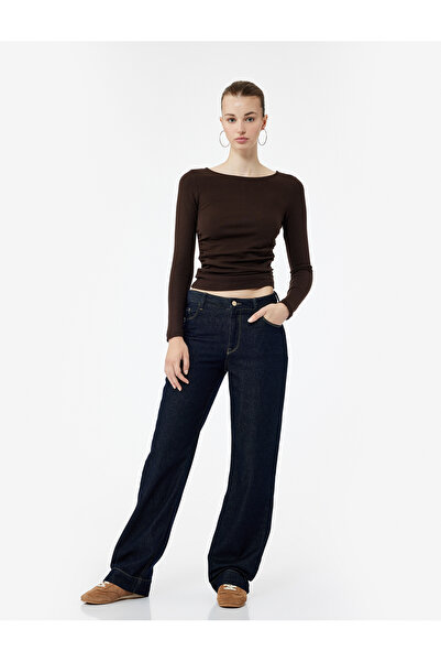 Koton Βαμβακερό μακρυμάνικο μπλουζάκι με λαιμόκοψη με λαιμόκοψη