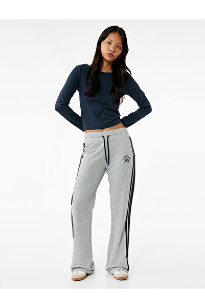 Koton Μακρυμάνικο μπλουζάκι με λαιμόκοψη βαμβακερό Slim Fit Basic