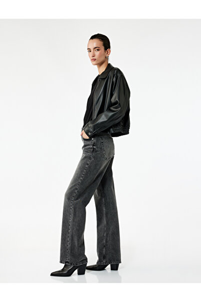 Koton Yüksek Bel Cepli Düğmeli Düz Paça Jean Pantolon - Straight Fit Jean