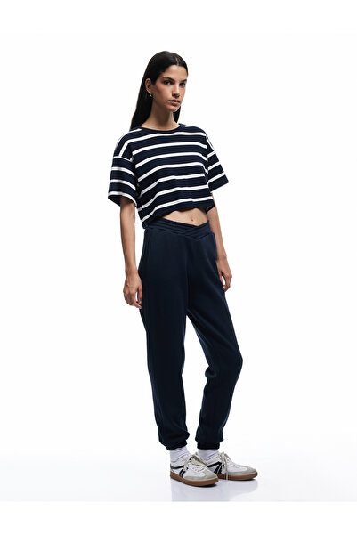 Koton Φούτερ Jogger με τσέπη με φερμουάρ και ελαστική μέση