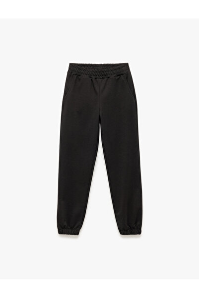 Koton Ανοιχτόχρωμο ελαστικό μέσης με λεπτομέρεια τσέπης Άνετο Jogger Sweatpants