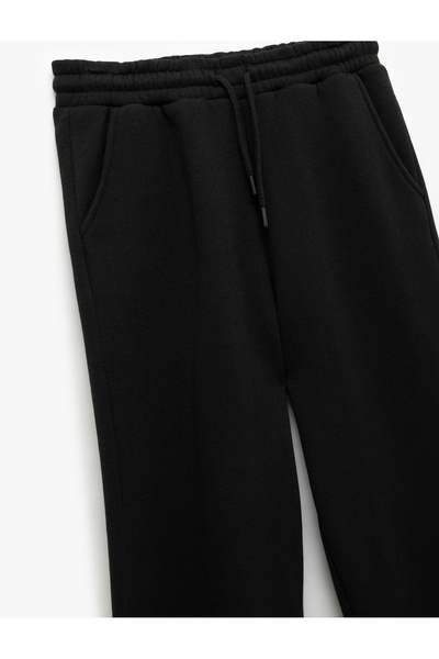Koton Şardonlu Cepli Beli Bağcıklı Rahat Kalıp Jogger Eşofman Altı