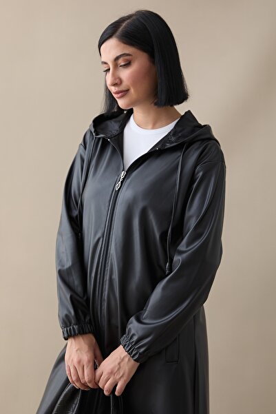 InStyle Dlhá kožená pelerína s kapucňou - čierna