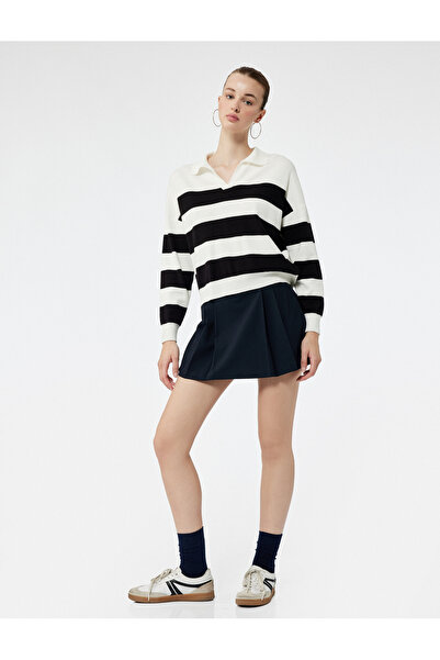 Koton Pulover tricotat cu mâneci lungi, cu guler polo, în dungi