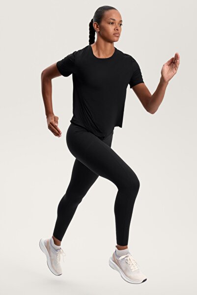 Oysho Teknik kısa kollu tişört