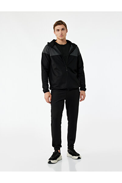 Koton Αθλητικό παντελόνι Jogger με ίσια εφαρμογή με κορδόνια στη μέση και τσέπη με φερμουάρ