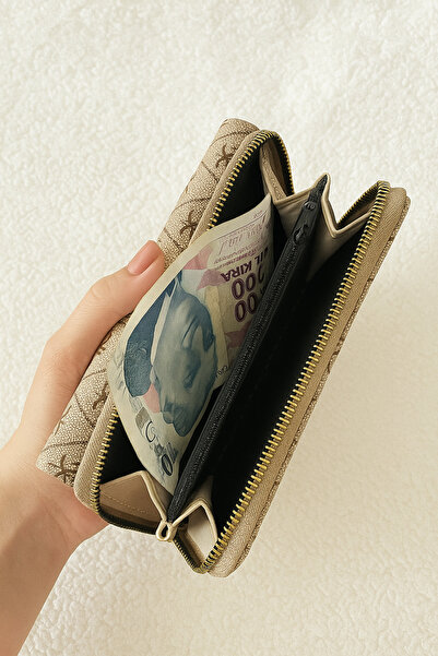 ZEKTON Cream Women's Wallet: Elegant Details, Maximum Functionality