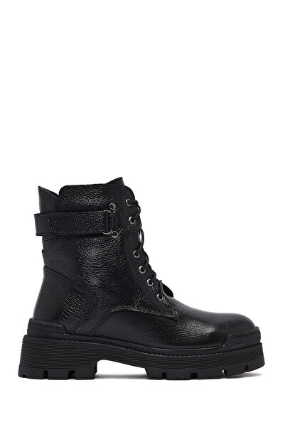 Derimod Kadın Siyah Bağcıklı Fermuarlı Kalın Tabanlı Deri Postal Bot 25WFD181918