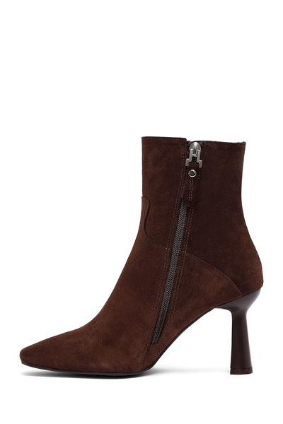 Derimod Kadın Kahverengi Fermuarlı İnce Topuklu Süet Deri Bot 25WFD133310