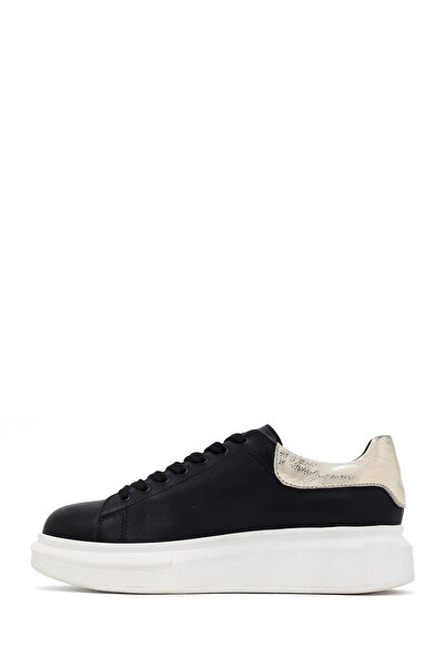 Derimod Women's Black Lace-Up Thick Sole Leather Sneaker, Winter Sports Shoes 25Afd220518