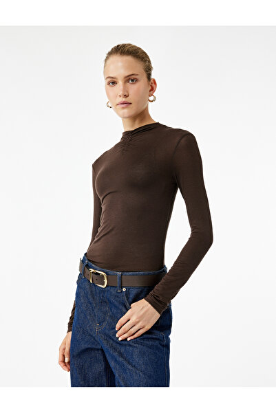 Koton Μπλουζάκι με μακρυμάνικο γιακά με λεπτή εφαρμογή