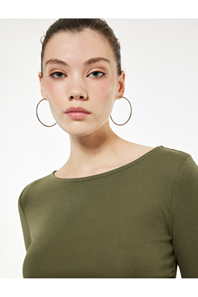 Koton Βαμβακερό μακρυμάνικο μπλουζάκι με λαιμόκοψη με λαιμόκοψη